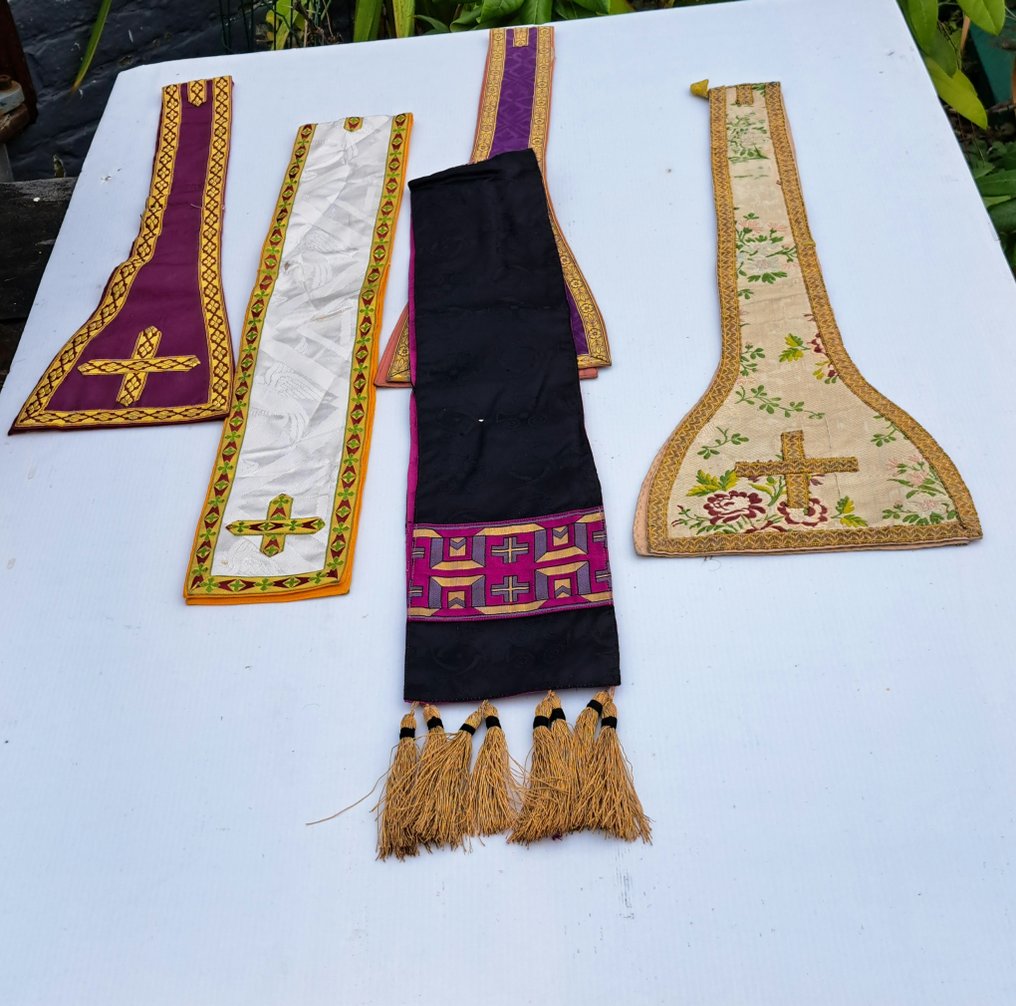 Set of 22 religious accessories (22) - Silk - 1900-1910 #4.3