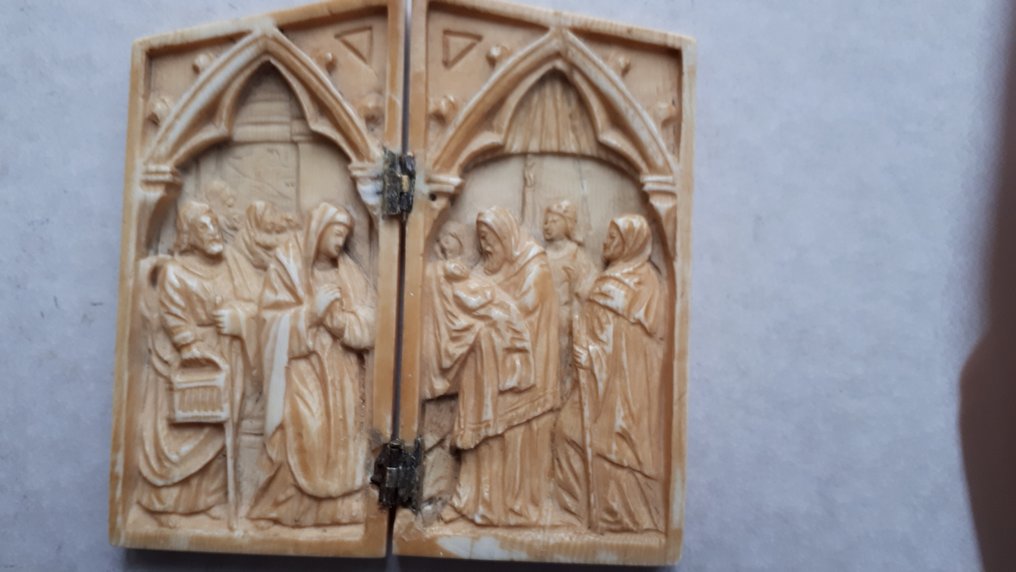 浮雕, Tweeluik: opdracht van Jezus in de tempel (zie Lucas 2,22-39) - 8.4 cm - 象牙 #1.0