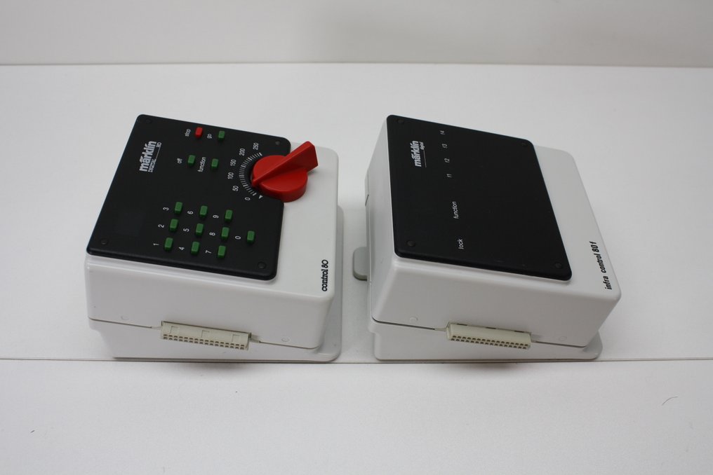 Märklin H0 - 6070  - 6035 - Digital control unit (2) - Märklin 6070 Infra Control 80f + Märklin 6035 Control 80 #2.1