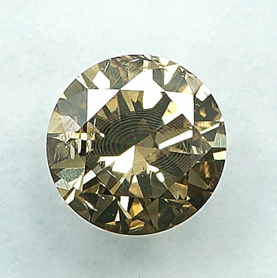 Nincs minimálár - 1 pcs Gyémánt  (Természetes színű)  - 0.52 ct - Kerek - Fancy Barnás Sárga - I2 - Nemzetközi Gemmológiai Intézet (IGI) #3.2