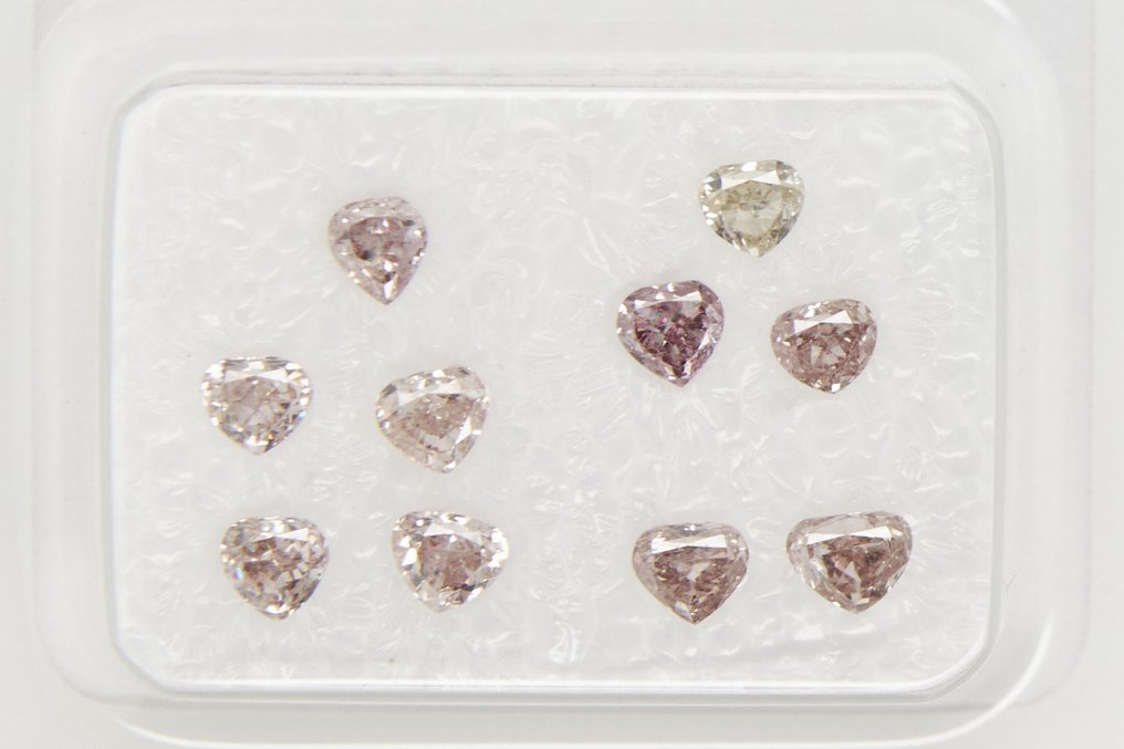 Utan reservationspris - 10 pcs Diamant (Natural) - 0.93 ct - Hjärta - VS1, VS2, SI1, SI2, I1, I2, I3 - Gem Report Antwerpen (GRA) #2.1