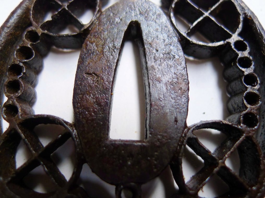 美丽的辔头图案 sukashi tsuba - 日本 - 江戶時代（1600-1868） #3.2