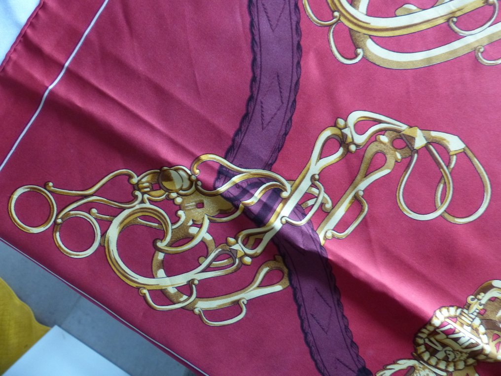 Hermès - PROFILE - Fular #3.2