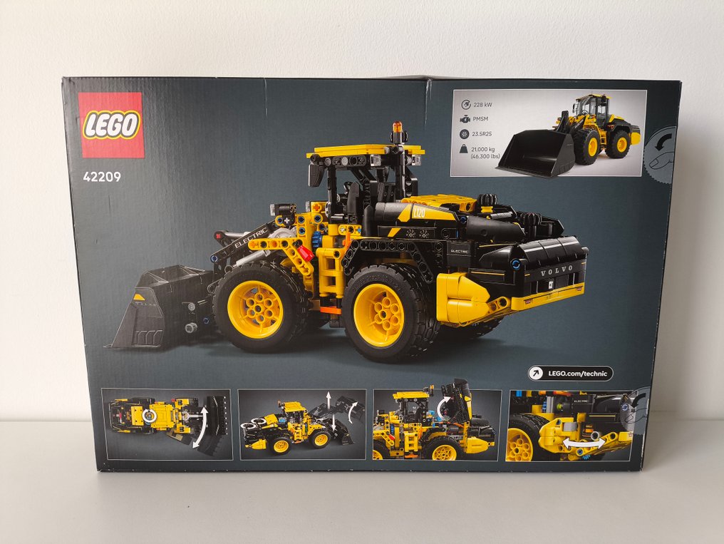 LEGO Set - 42209 - Technic - Volvo L120 Electric Wheel Loader #1.0