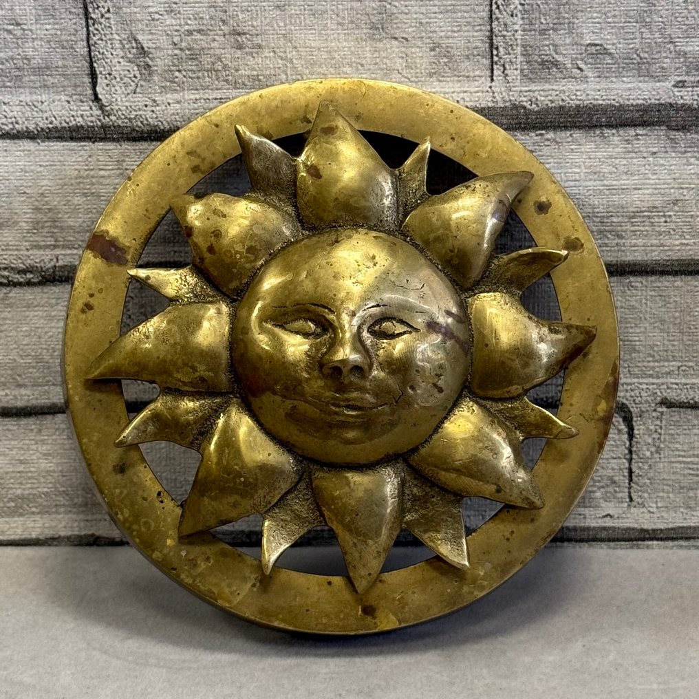 Διακοσμητικό στολίδι - Ευρώπη - Χαλκινο διακοσμητικό ανάγλυφο #1.0