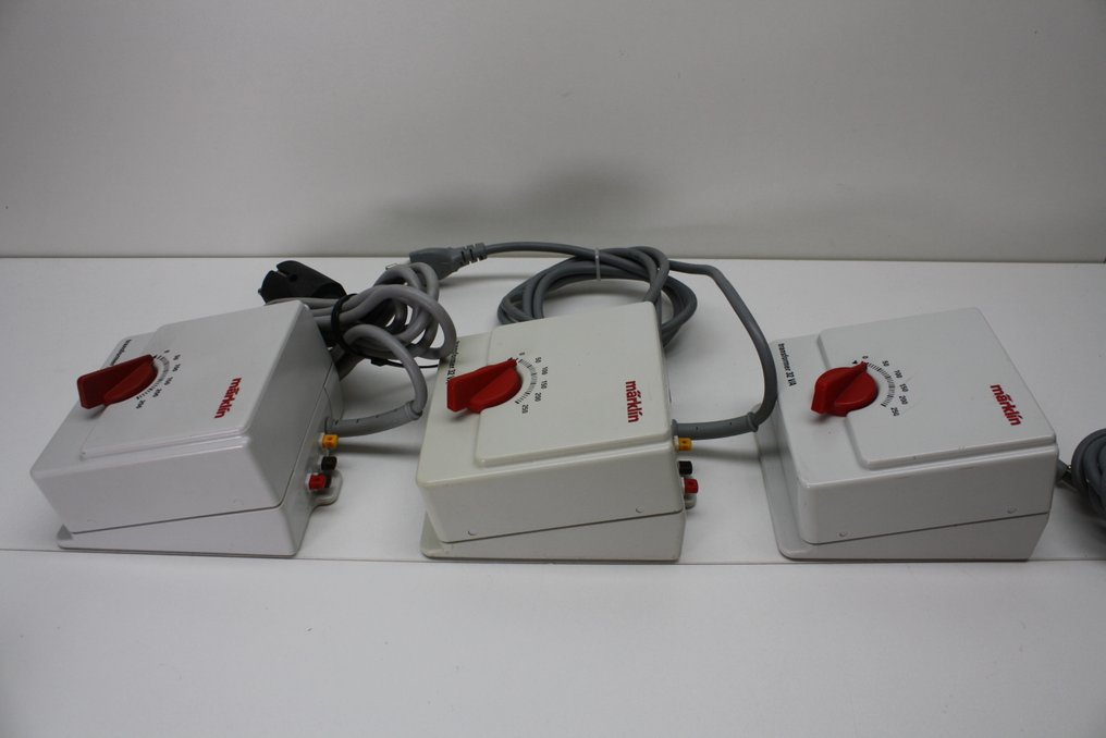 Märklin H0 - 6647 - Unidade de controlo digital (3) - 3x Märklin 6647 Transformador 32 VA #4.3