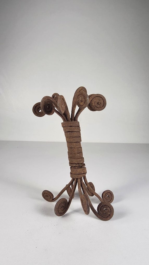 Πρωτόγονη νομισματική σε μαύρο σίδερο. - Chamba - Νιγηρία (χωρίς τιμή ασφαλείας) #1.0