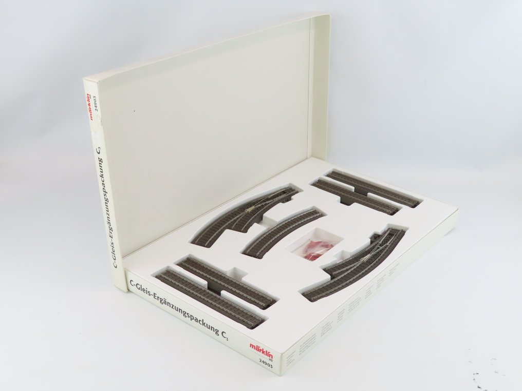 Märklin H0轨 - 24903 - 模型火车车轨 (1) - 18件套C3扩展套装,配有弯曲/直线轨道件及带弯曲的手动转辙器(左/右)。 #1.0