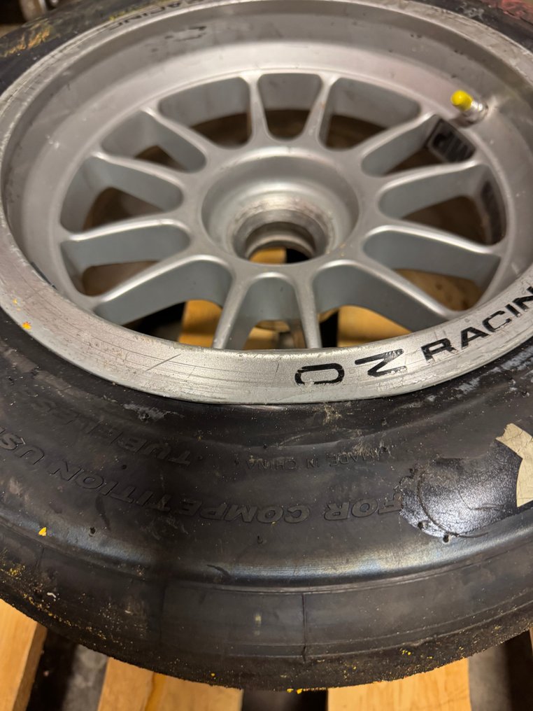 含輪轂的整套輪胎 - Hankook - O.Z - *** NO RESERVE *** #4.3