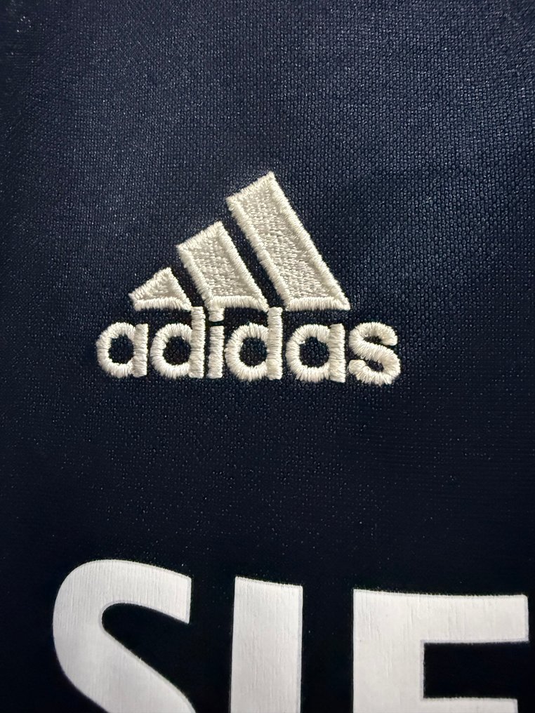 皇家马德里 - 西班牙足球联盟 - David Beckham - 2003 - 足球衫 #3.2