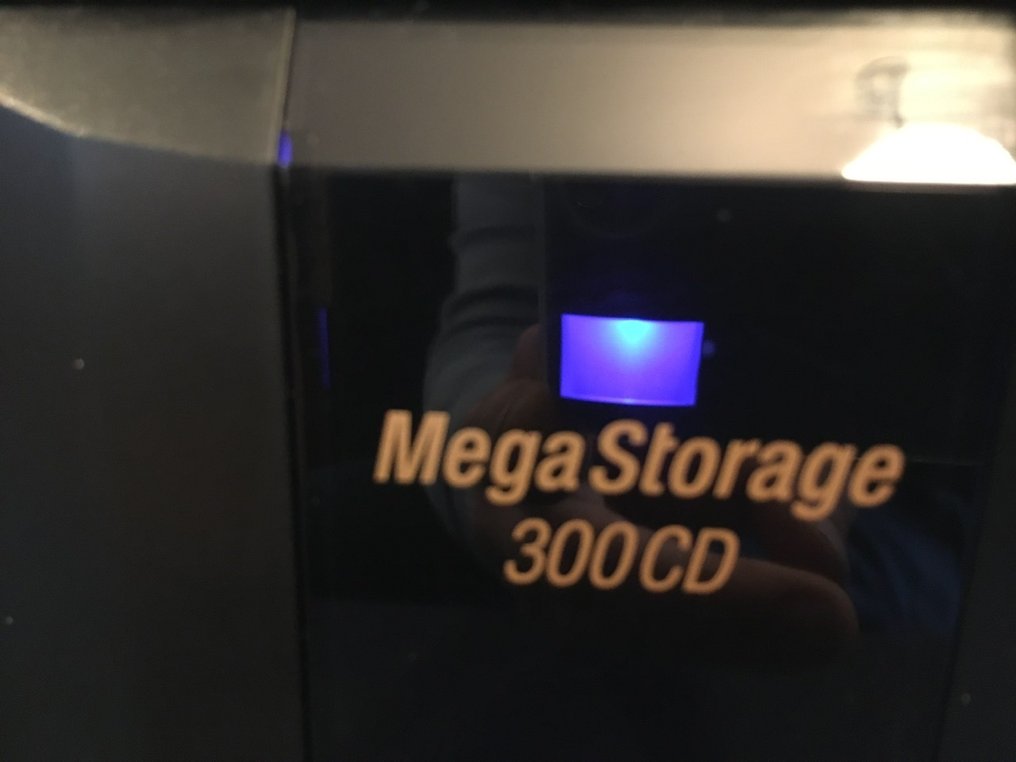 Sony - CDP-CX335 300 CD - carousel CD player #1.0