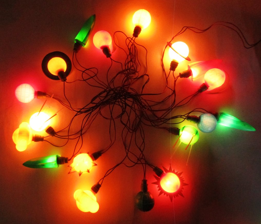 Kyiv Cable Plant "Ukrkabel" - 壁燈 - 塑料，金属，玻璃 - 苏联的电灯串“Space” #1.0