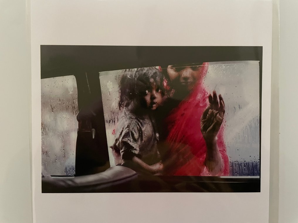 Steve McCurry (1950–) - Bombay, India, 1993 #3.2