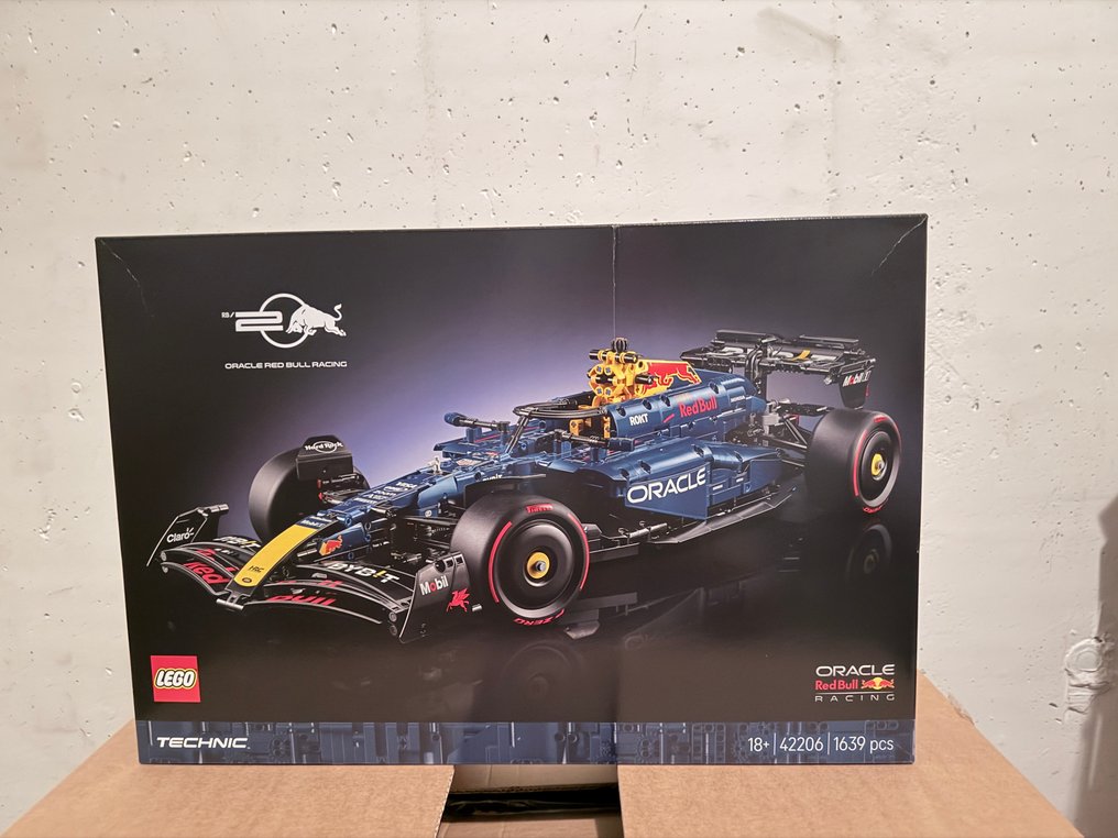 LEGO Set - Technic - 42206 LEGO Technic Oracle Red Bull Racing RB20 F1 Car #1.0