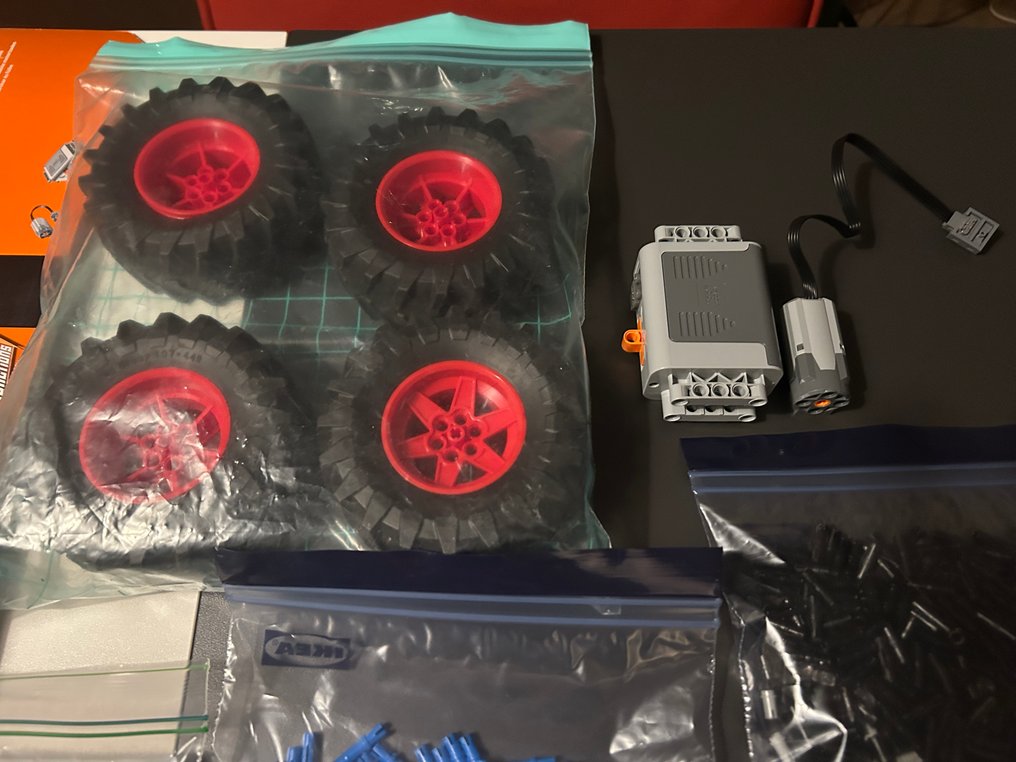 Lego Set - 42054 - Technic - 42054 Claas Xerion 5000 Trac VC #4.3