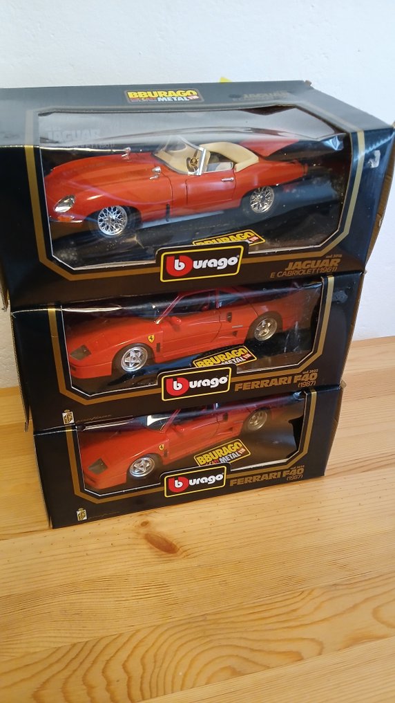 Bburago 1:18 - Modellino di auto  (3) - Jaguar E-Type (1961) & 2x Ferrari F40 (1987) #1.0