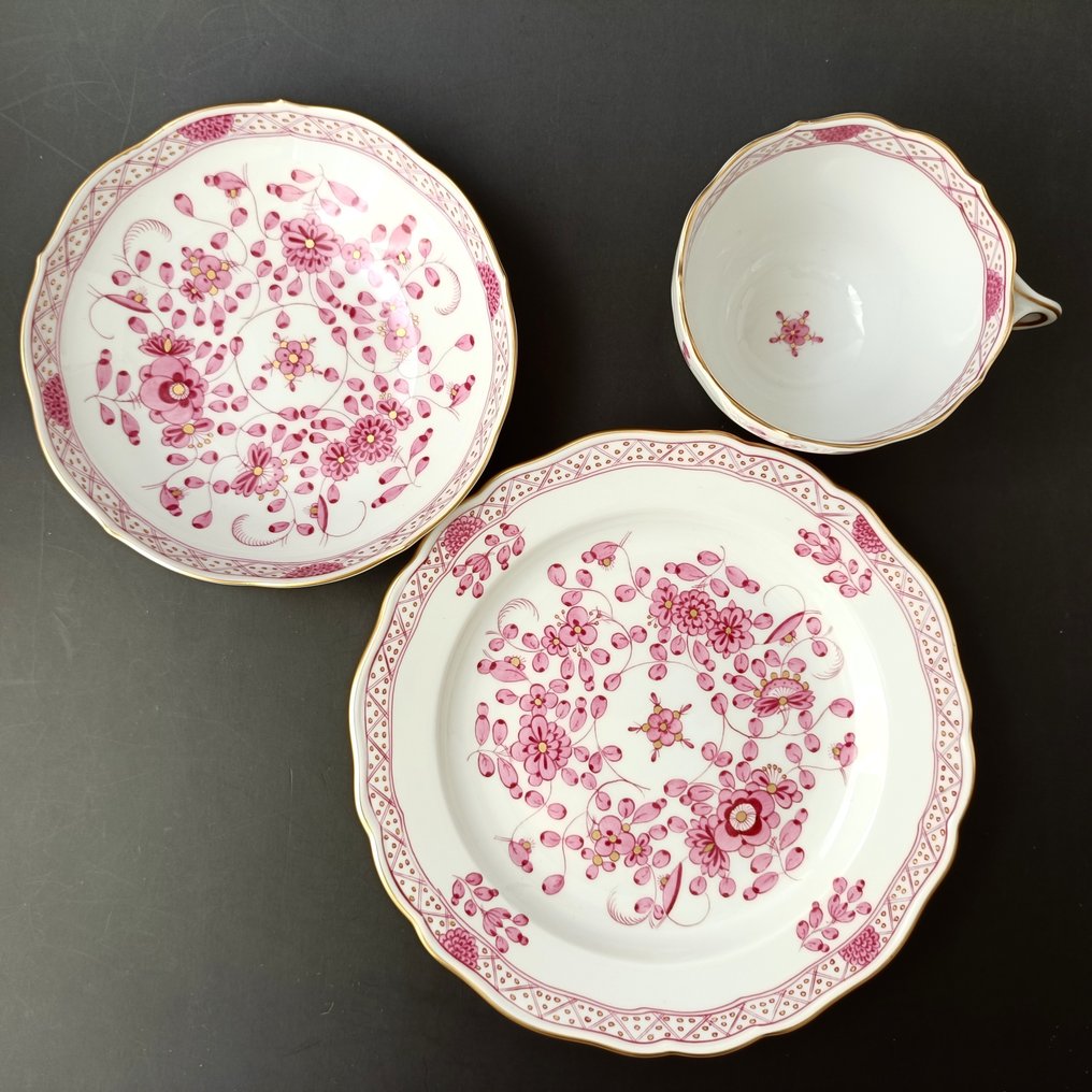 Meissen - Meissen Manufactory - Csésze és csészealj (3) - Floral pattern - Porcelán - kézzel festett rózsaszín virágos #1.0