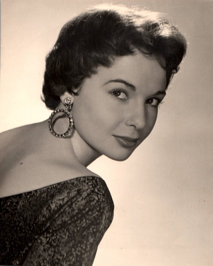 Sam Levin (1904-1992) - French Actress Francoise Arnoul Stunning Portrait by Sam Levin #4.3