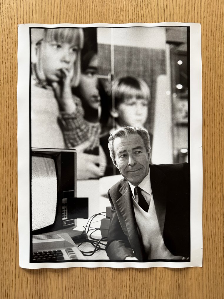 Marc Riboud (1923–2016) - Jean-Jacques Servan-Schreiber, 1982 #1.0