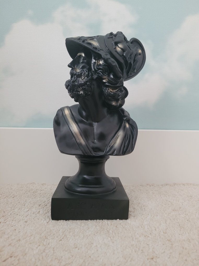 Busto Ajax. Scudo AFC AJAX #1.0