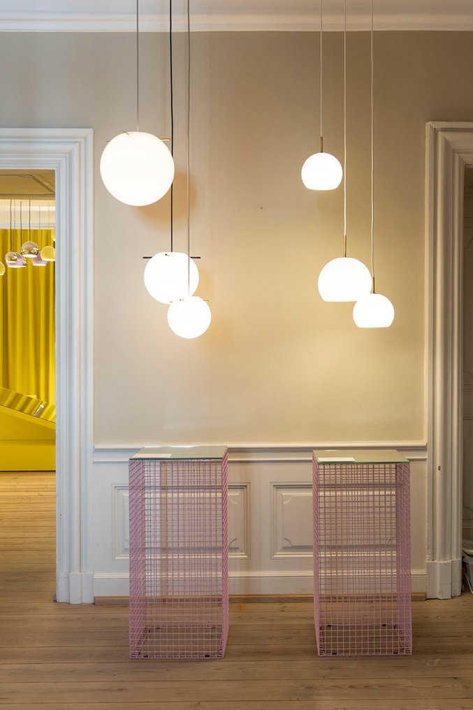 Frandsen - Jonas Birkebæk Poulsen - Riippuva lamppu - Koi-riipus Ø19 - Opal - Metalli, Lasi #4.3