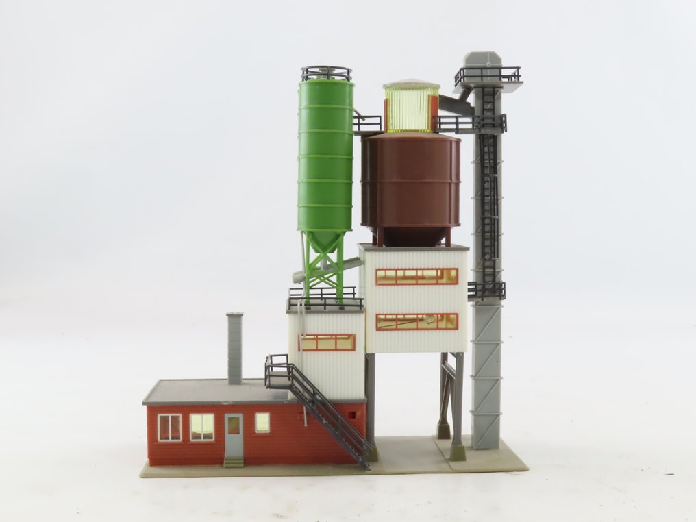 Wiking, Faller H0 - B950/39930 - Costruzioni di modellini di treni (6) - Cementificio, 6 container Bouwkeet e 4 veicoli da cantiere. #4.3
