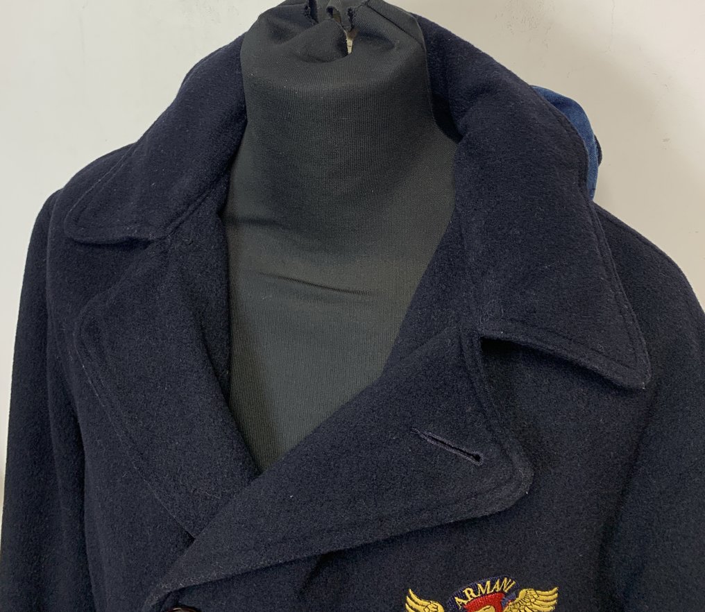 Giorgio Armani - Mantel #4.3