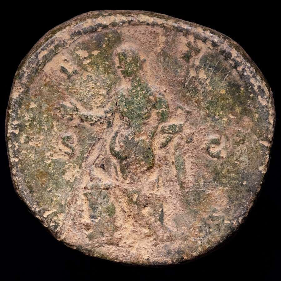 Rooman imperiumi. Lucilla (Augusta, AD 164-182/3). Sestertius Rome, under Aurelius and Verus, AD 164-169 PIETAS S - C, Pietas standing left, sacrificing over.  (Ei pohjahintaa) #1.0