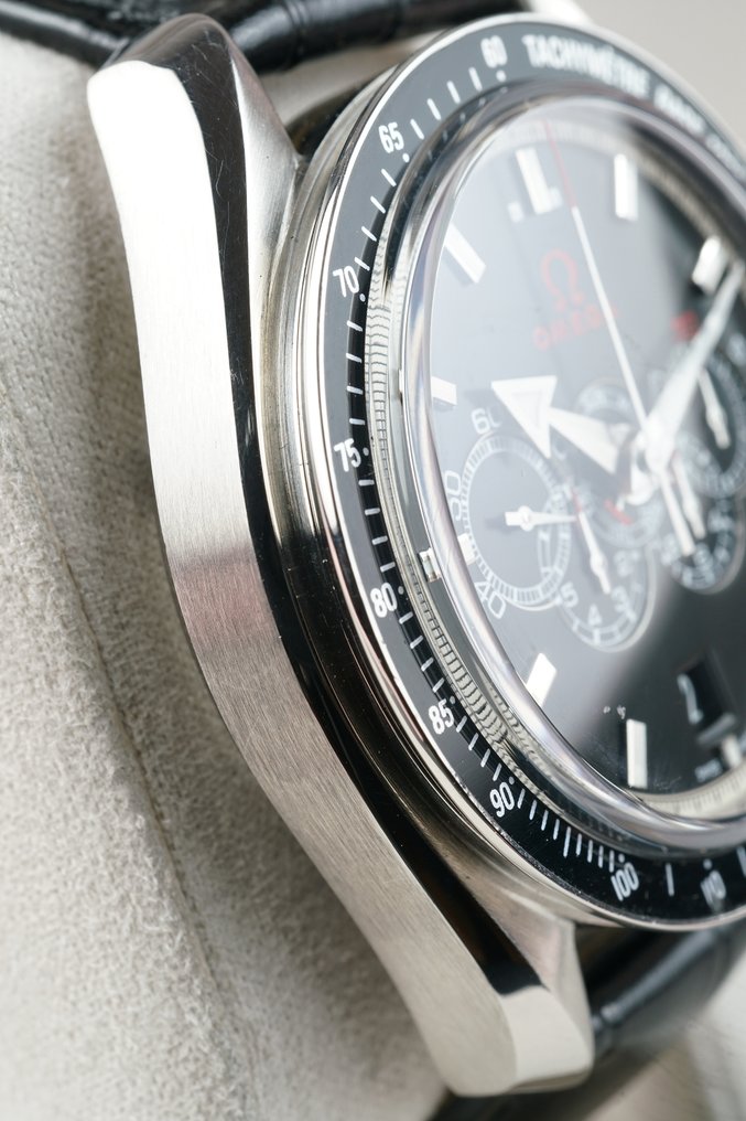 Omega - Speedmaster - Olympic - Broad Arrow - Automatic - Chronograph - Date - 178.0215 - Mænd - 2010-2020  #2.1