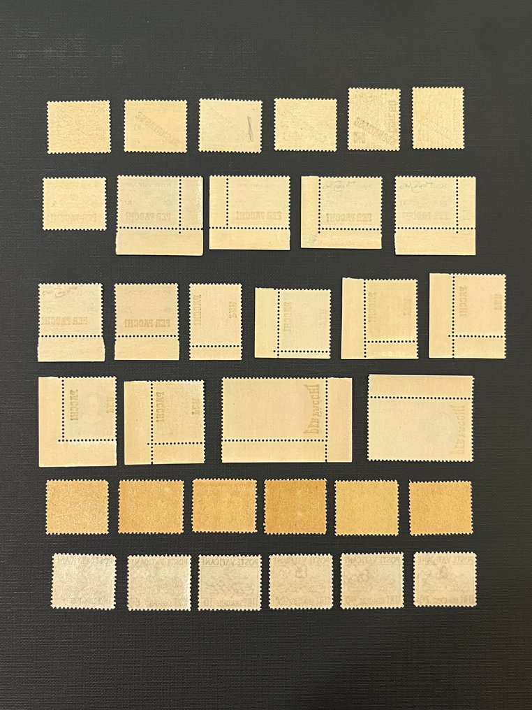梵蒂冈城 1931/1954 - 梵蒂冈 - 完整新系列的邮票和邮资片，带完整的胶面 #1.0