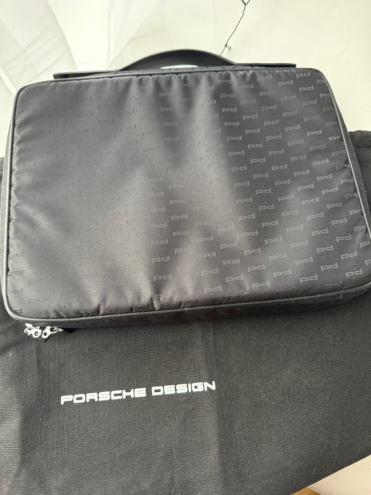 Porsche Design - Computertaske #1.0