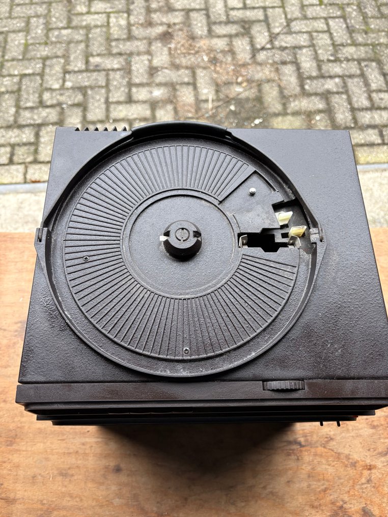 Singer Caramate, één van de vroegste draagbare Slide projector #4.3