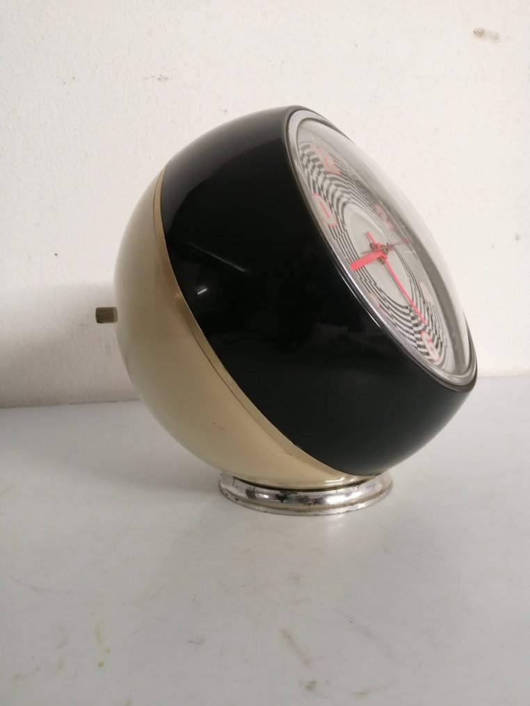 桌钟和座钟 - Space Age -   塑料 - 1970-1980 #2.1