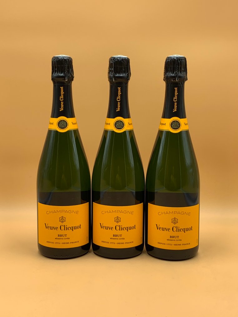 Veuve Clicquot, Réserve Cuvée - 香槟地 Brut - 3 Bottles (0.75L) #1.0