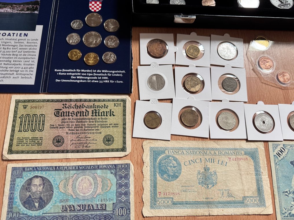 世界. Collection de monnaies du monde ,billets,pièces en argent.  (没有保留价) #4.3