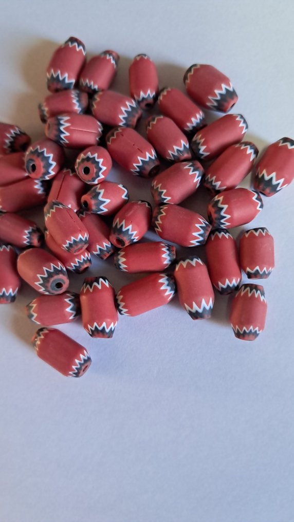 红色玫瑰色珍珠 - 21世纪 #1.0