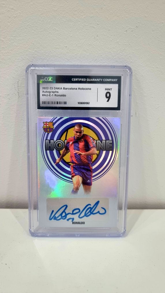 DAKA FC Barcelona Holocene Ronaldo /15 Autograph - CGC 9 Graded card #2.1