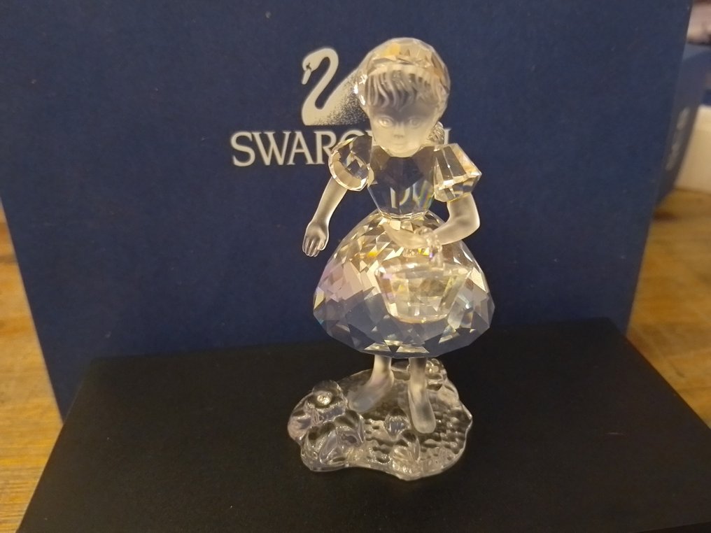 Swarovski - Figurine - Little Red Riding Hood - 191695 - Box + Certificate - Crystal #1.0