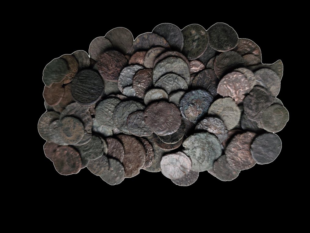 Roman Empire Lot of 100 Æ coins (3/4th-5th century AD)  (No reserve price) #1.0