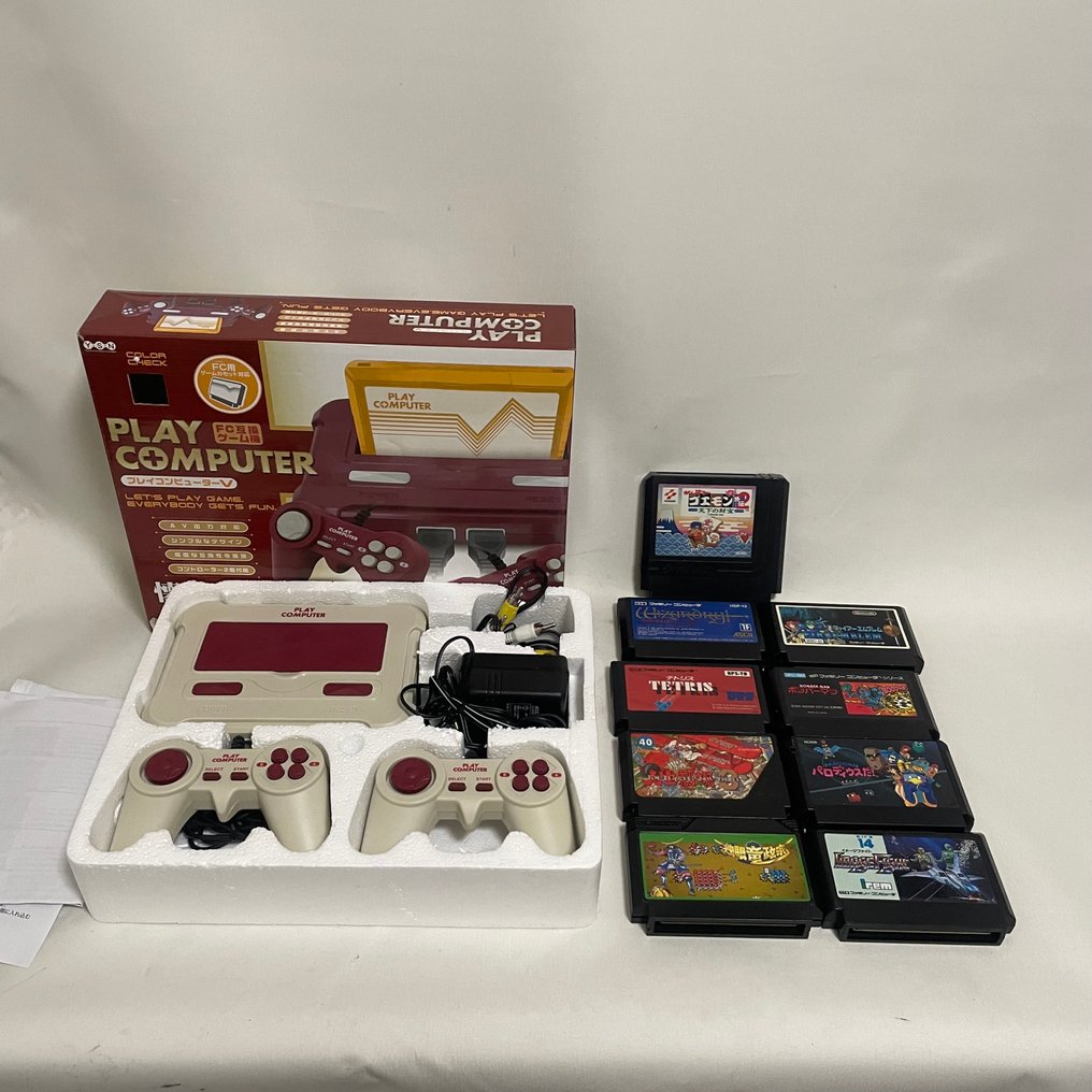Play Computer (Famicom clone) - Famicom (Japanese NES) - Nintendo Famicom Compatible Console + 9 Japanese Game Cartridges (Working Set) - Console per videogiochi + giochi #1.0