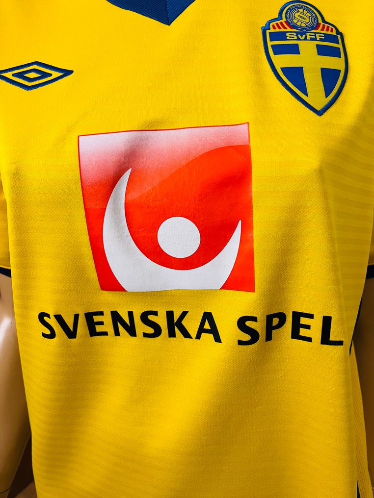 Sweden - 足球国家队 - 2010 - 足球衫 #2.1