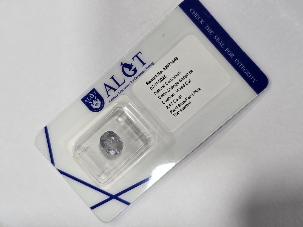 No reserve price Blue Sapphire  - 2.47 ct - Antwerp Laboratory for Gemstone Testing (ALGT) - BURMA COLORCHANGE NO HEAT #3.2