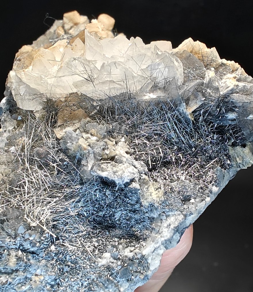 SideriteCalcite Boulangerite Κρύσταλλοι στη μήτρα - Ύψος: 13 cm - Πλάτος: 8 cm- 488 g #1.0