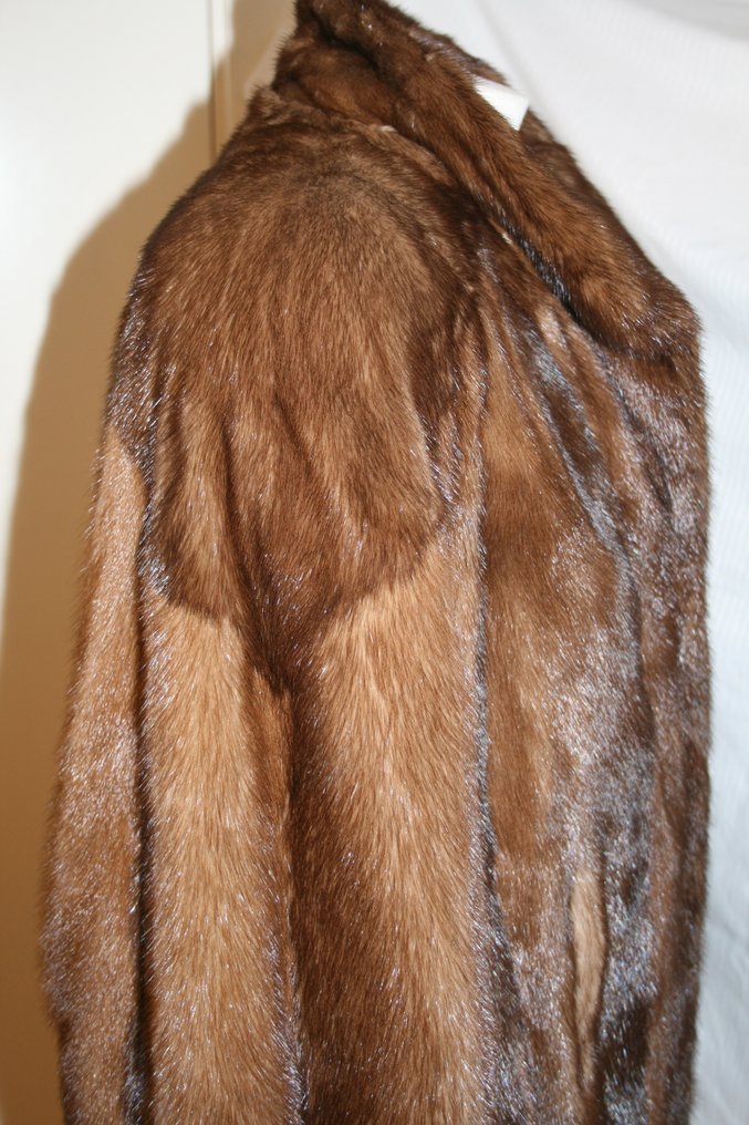 Artisan Furrier - Pels #3.2