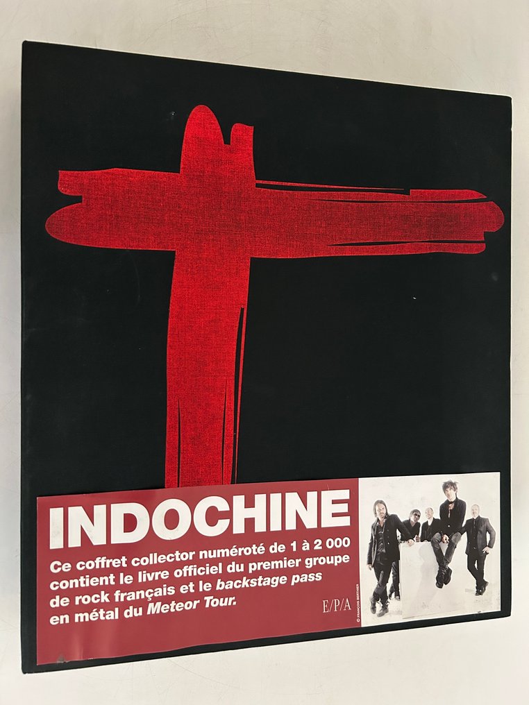 Jean-Eric Perrin - Indochine - Coffret collector - N° 976 / 2000 + Blakstage pass métal du Meteor Tour - 2010 #1.0