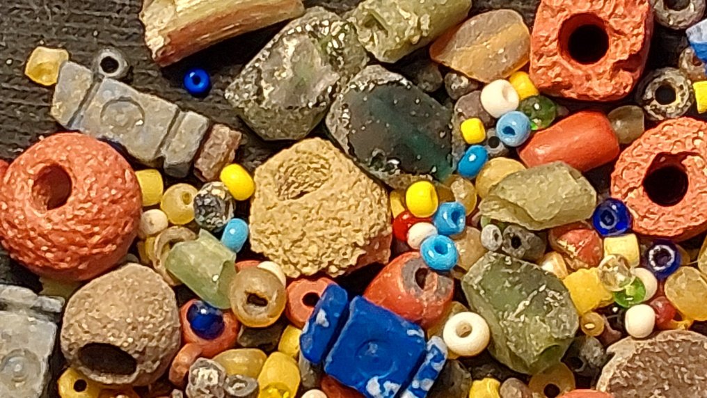 古埃及到罗马 玻璃 超过100个古老的珠子  (没有保留价) #1.0