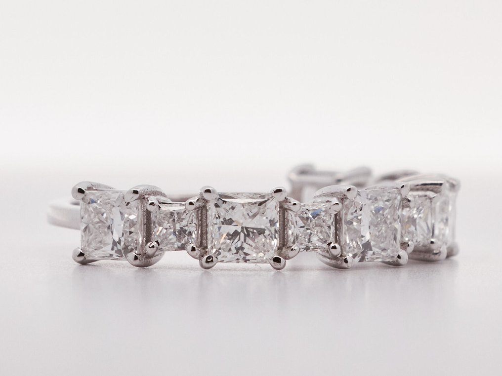 Ei pohjahintaa - Sormus - 14 kt. Valkokulta - 2.36ct. tw. Timantti (Laboratoriossa kasvatettu) - Timantti #1.0