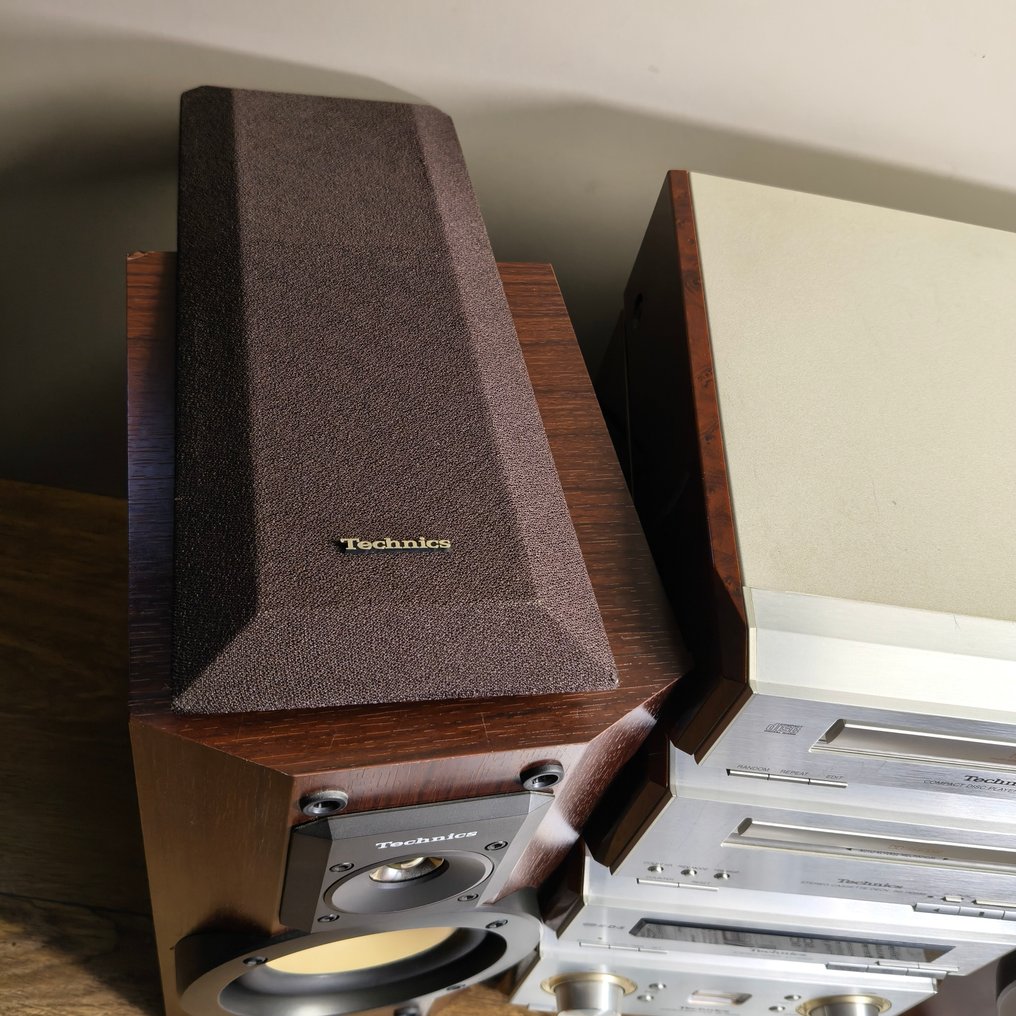 Technics - SC-HD550 completo di altoparlanti e telecomando Set Hi-Fi #2.1