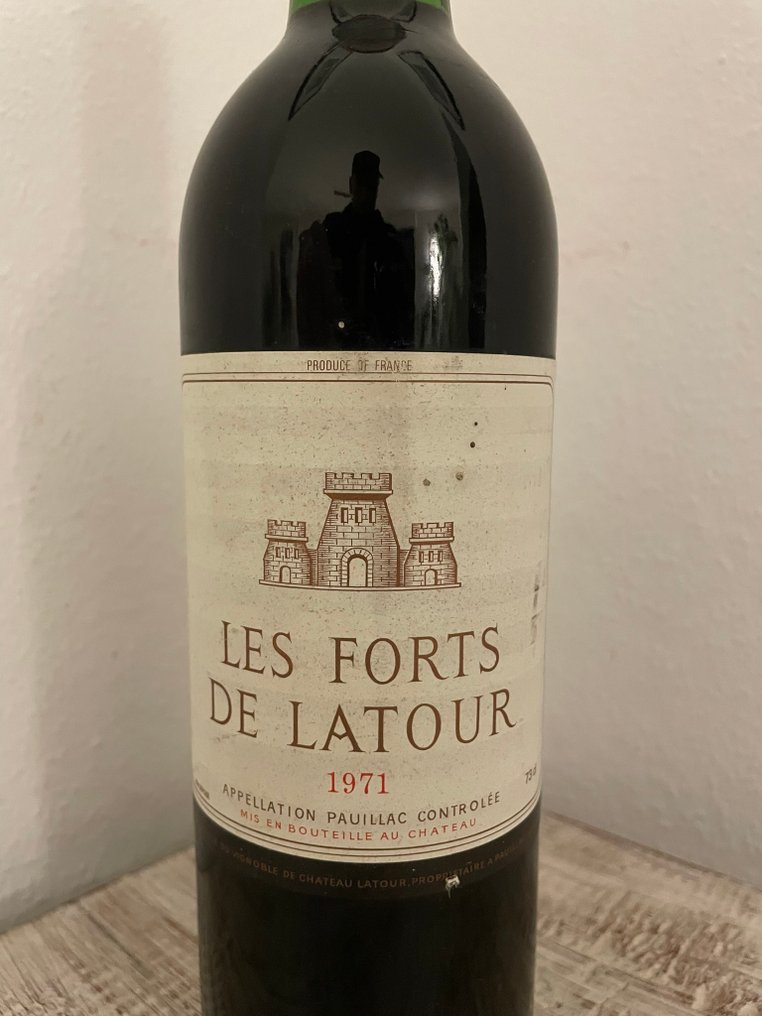 1971 Les Forts de Latour, 2nd wine of Ch. Latour - Pauillac - 1 Î¦Î¹Î¬Î»Î· (0,75L) #2.1
