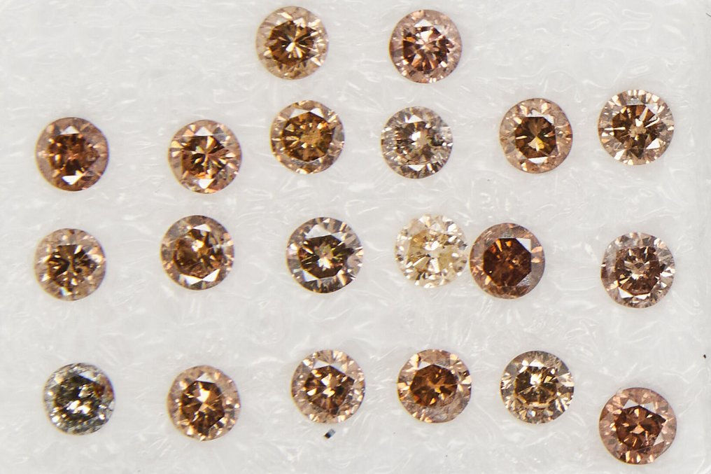 No reserve price - 20 pcs Diamond  (Natural)  - 0.88 ct - Round - SI1, SI2, I1, I2, I3 - Gem Report Antwerp (GRA) #1.0